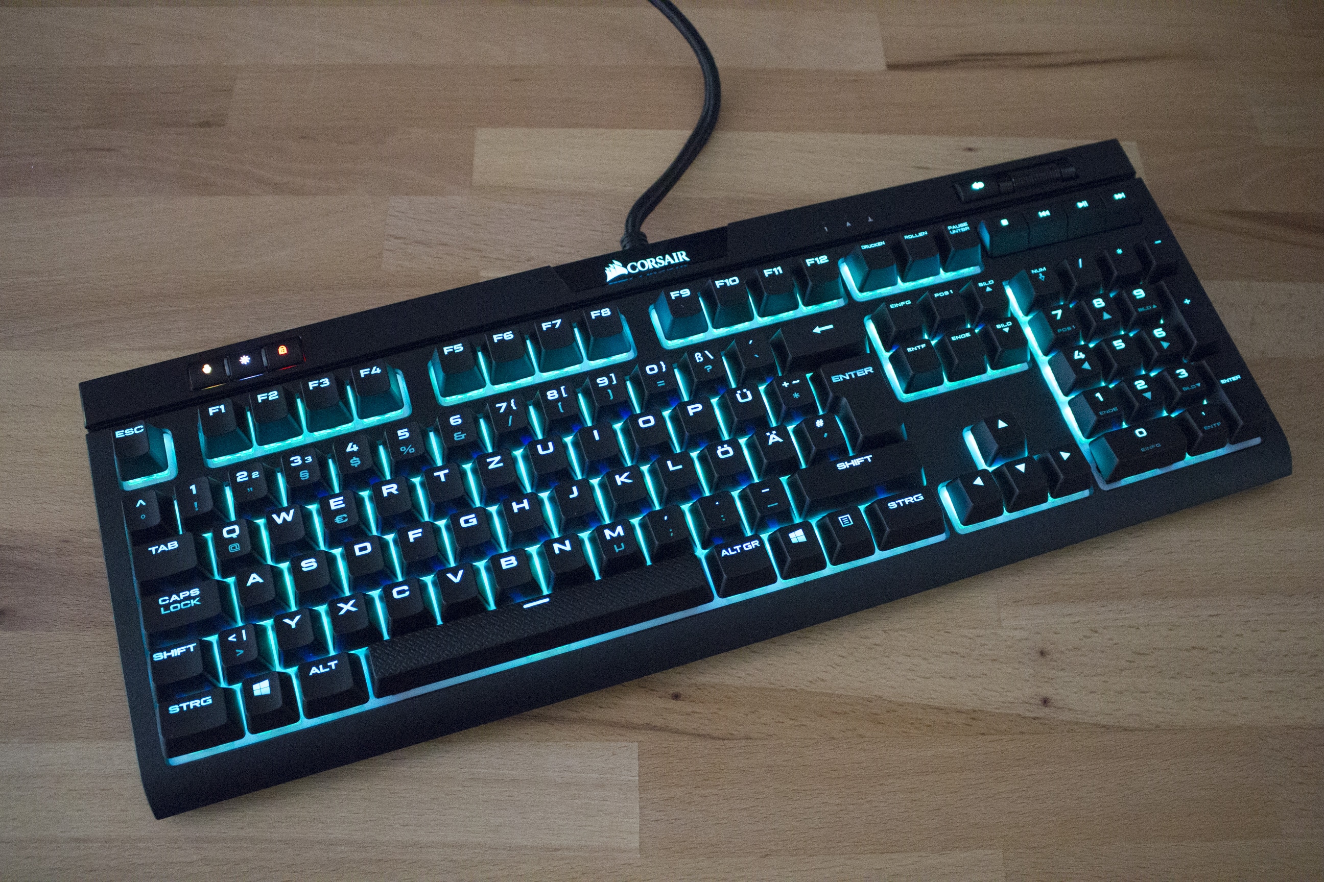 Psykiatri sekundær vask Corsair Strafe RGB MK.2 Gaming Keyboard Review