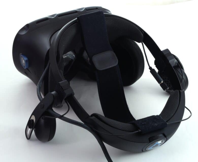 HTC Vive Cosmos Elite - Off to virtual reality