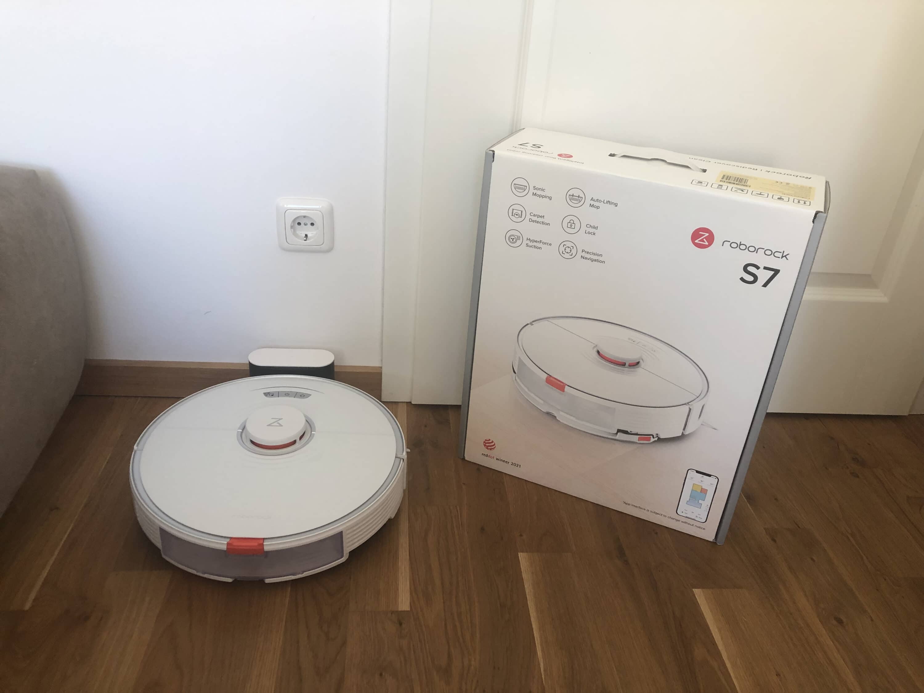 Buy the Roborock S7 Smart Robot Vacuum Cleaner 2-in-1 Sweeping and Mopping  - ( S702-03 ) online 