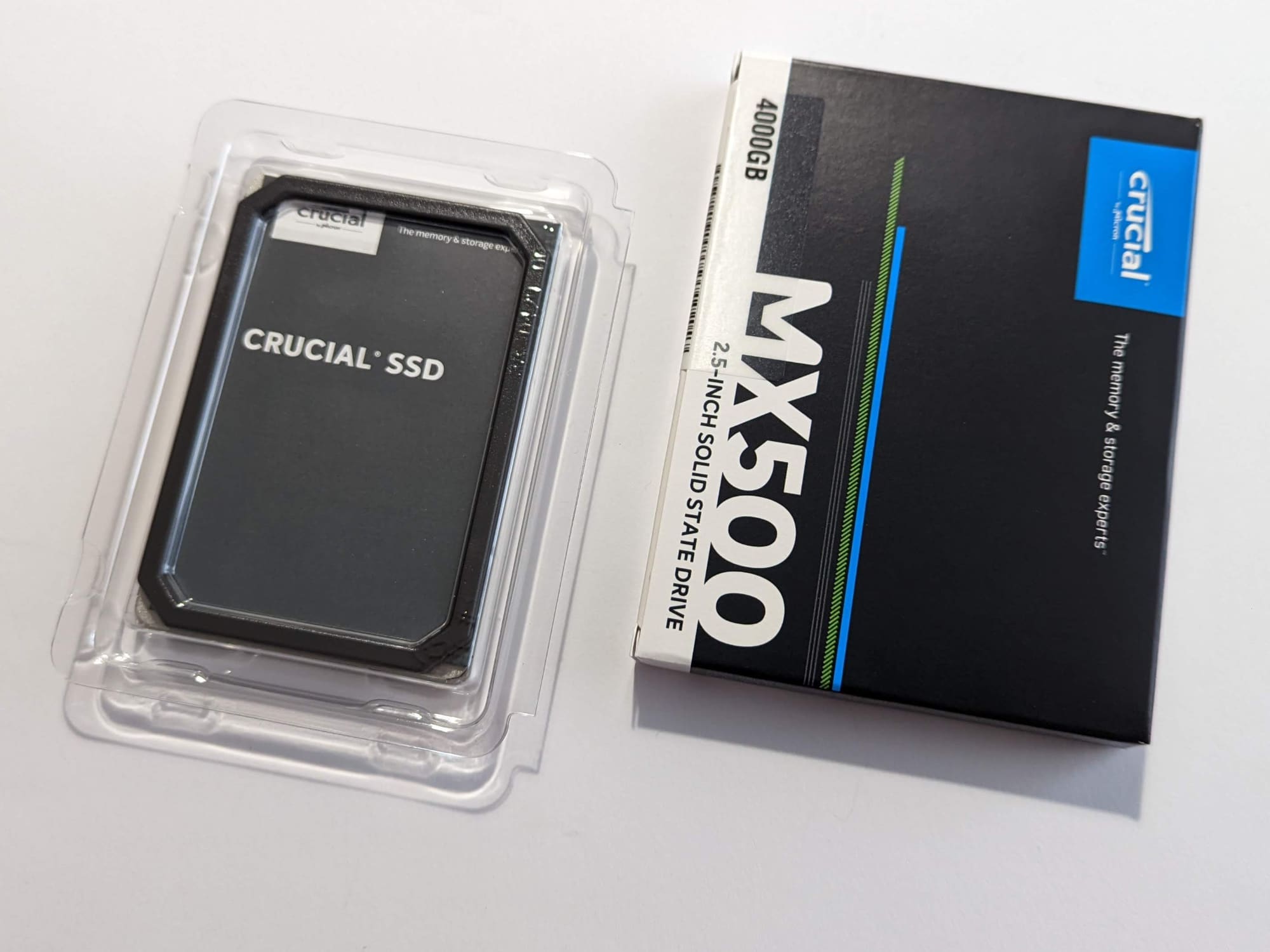 Crucial MX500 - SATA SSD with 4 TB storage capacity in test