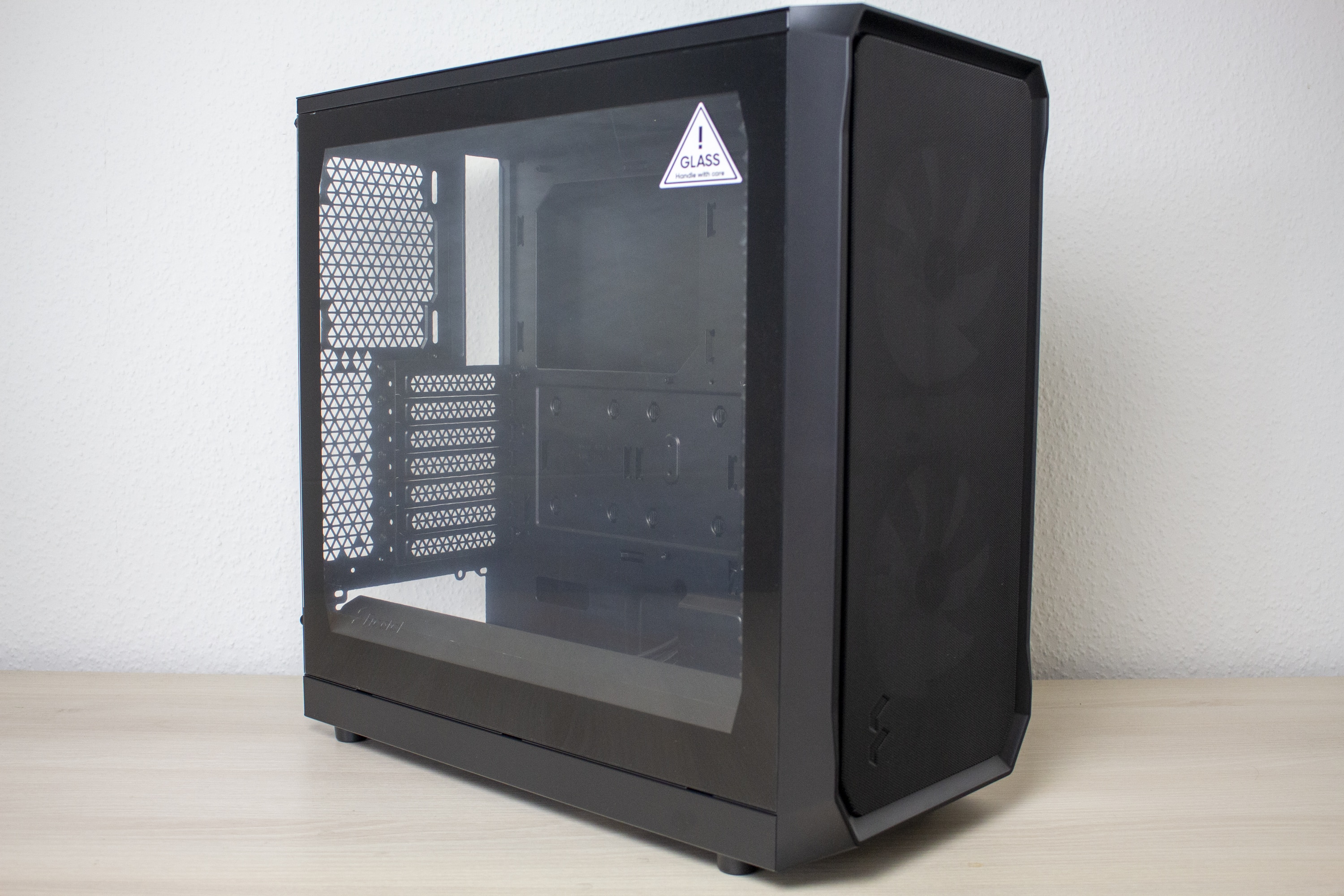Fractal Design Focus 2 RGB TG review - tower with focus on the essentials?