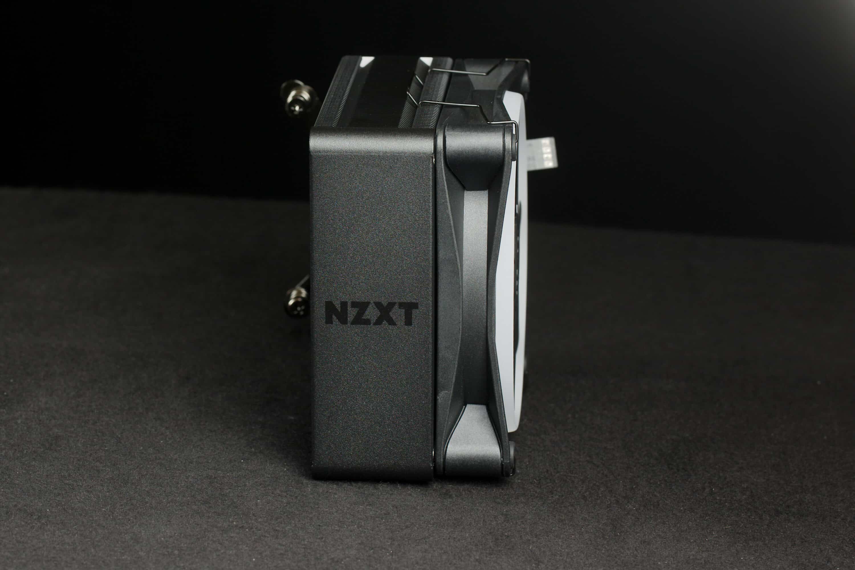 Test • NZXT T120 RGB - Le comptoir du hardware
