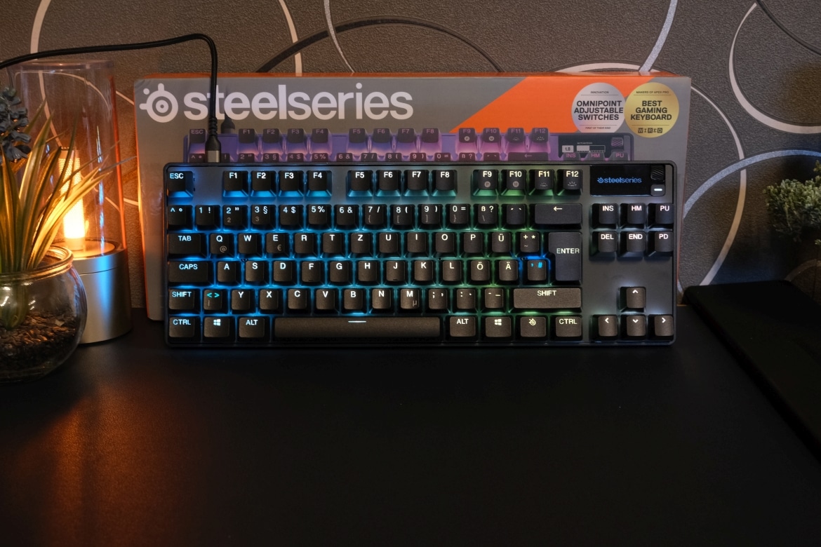 SteelSeries Pro TKL review: fast gaming keyboard