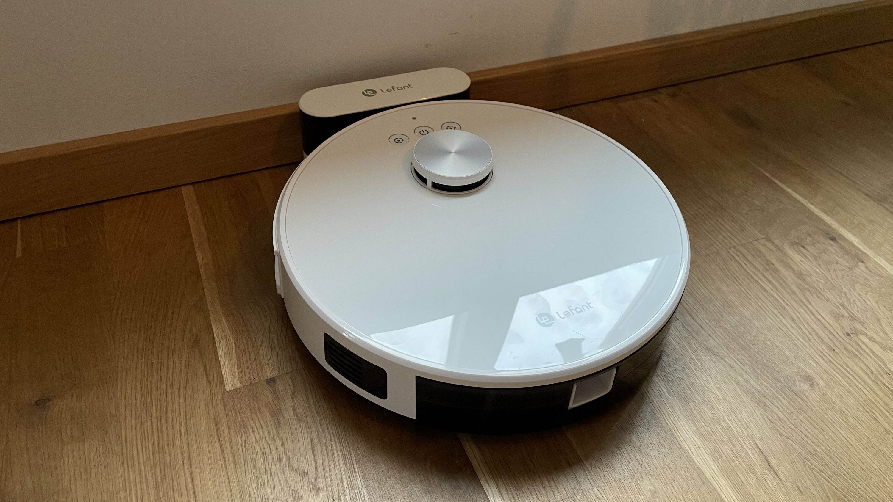 Lefant M1 robot vacuum cleaner: test / review (with 110€ coupon)