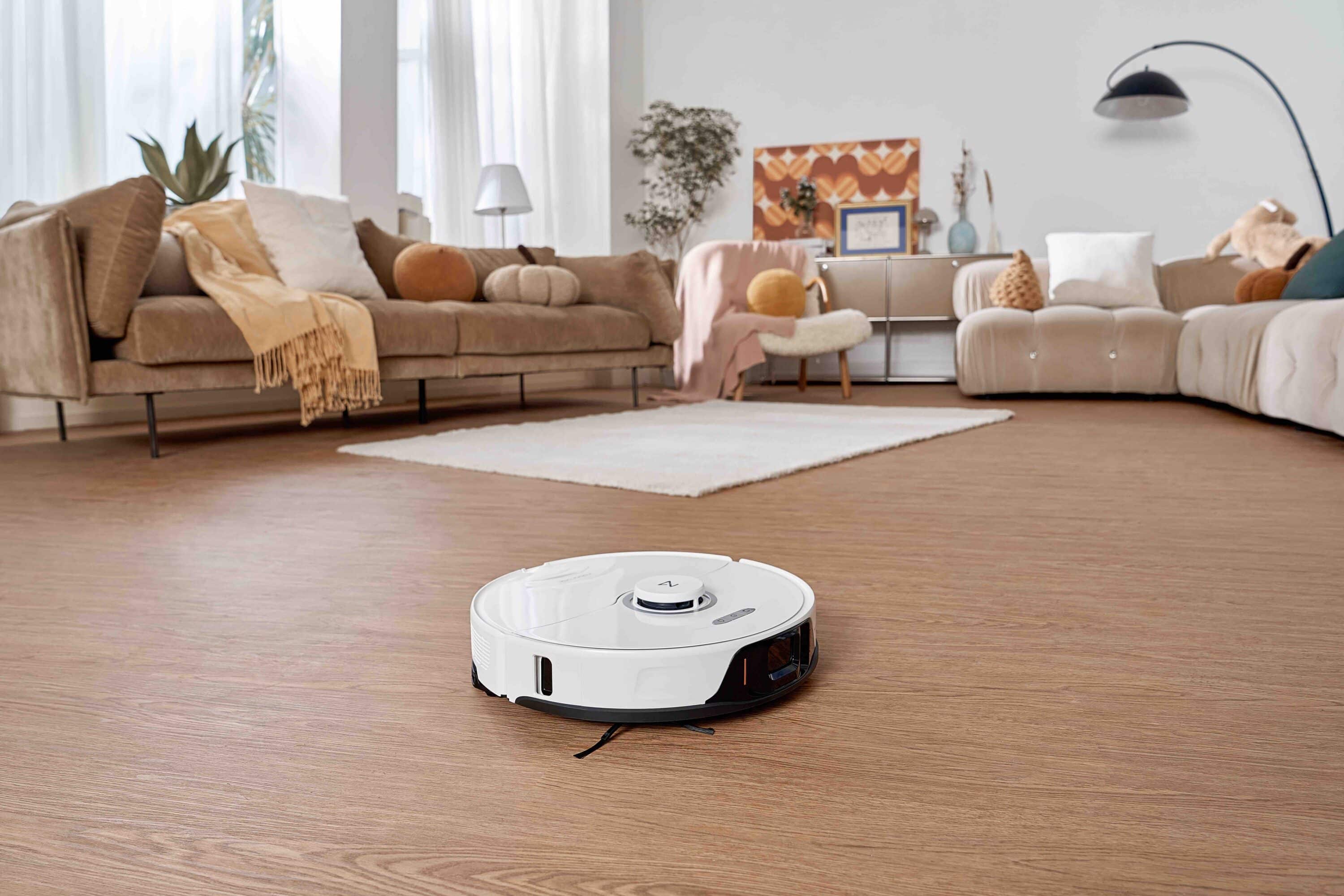 Roborock reveals its new S8 Pro Ultra robot vacuum and cleaning station -  Tech Guide